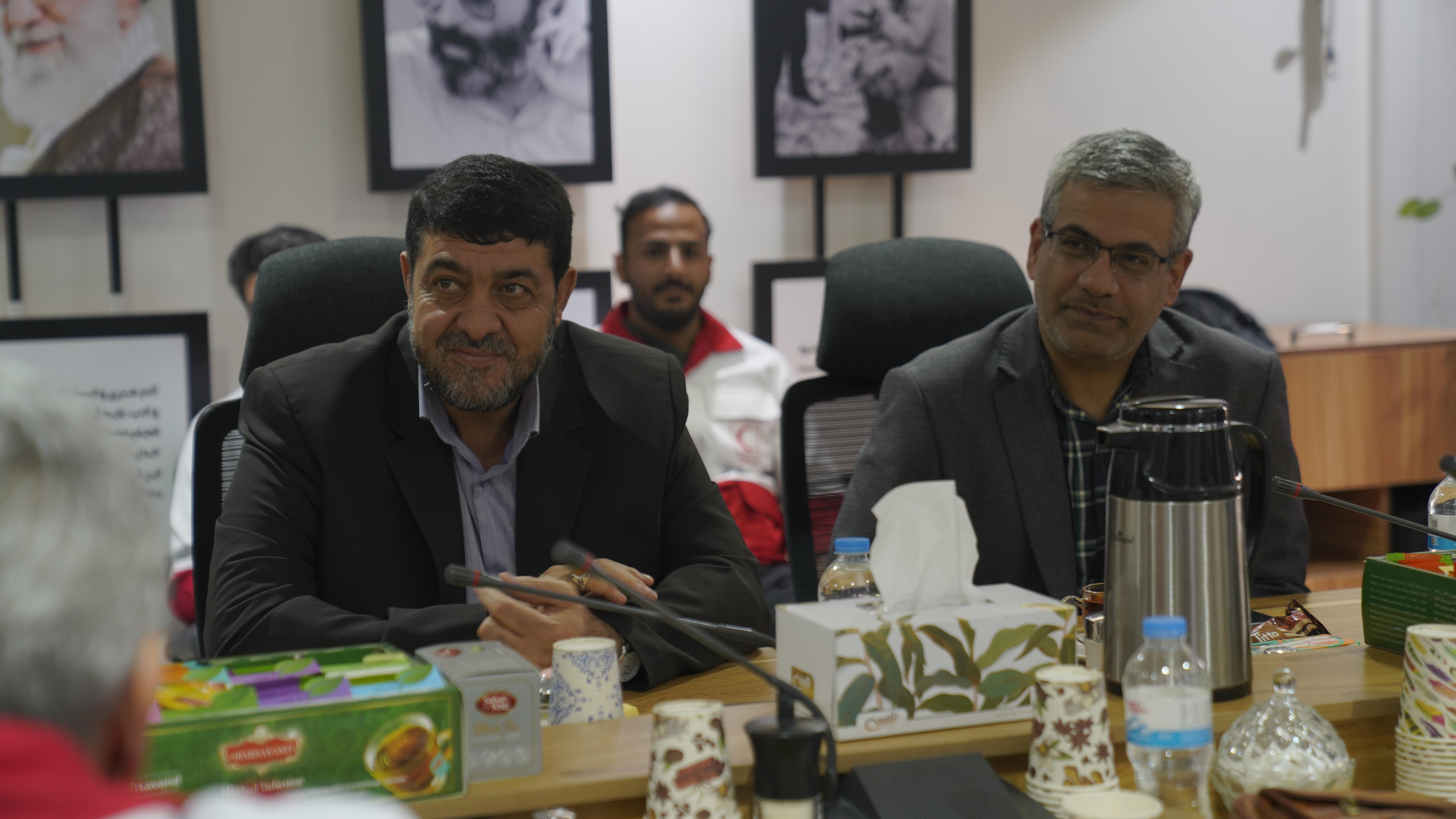 اکران مستند هلال سرخ
