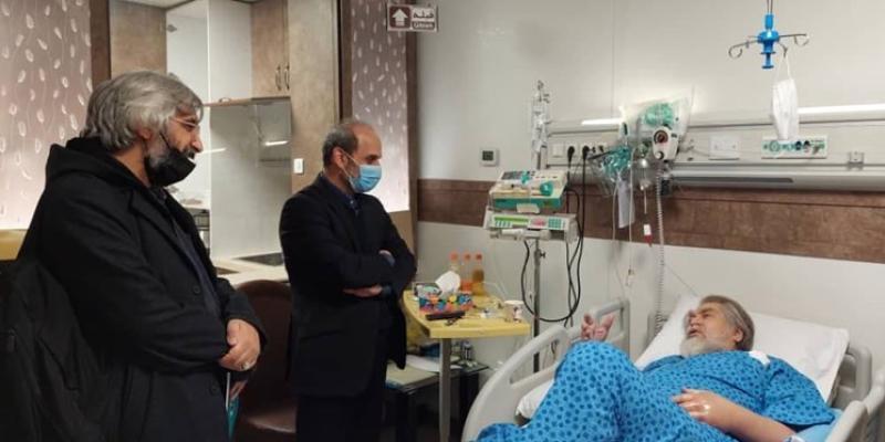  عیادت رئیس رسانه ملی از «نادر طالب‌زاده» 