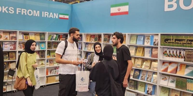 نگاهی به غرفه و برنامه‌های خانه کتاب و ادبیات در نمایشگاه کتاب لبنان