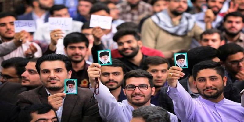 دانشجویان پرچمدار «جهاد تبیین» 