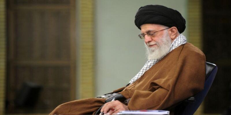 متن تقریظ رهبر معظم انقلاب بر گزارش عملکرد ناوگروه ٧۵ نیروی دریایی ارتش