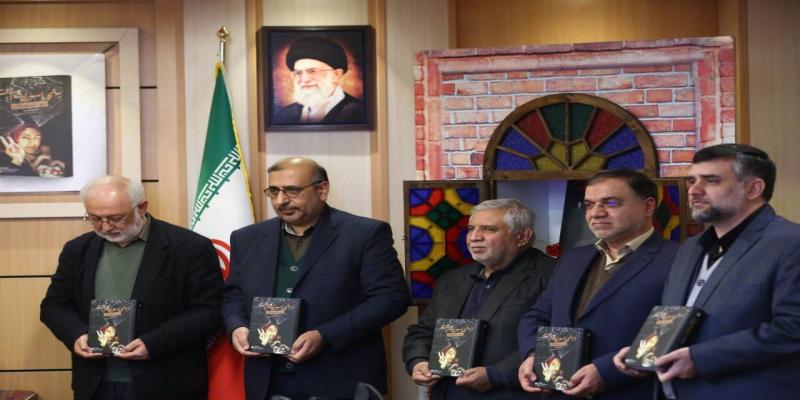 تحسین رهبر انقلاب از نگارش کتاب «اینجا سوریه است»
