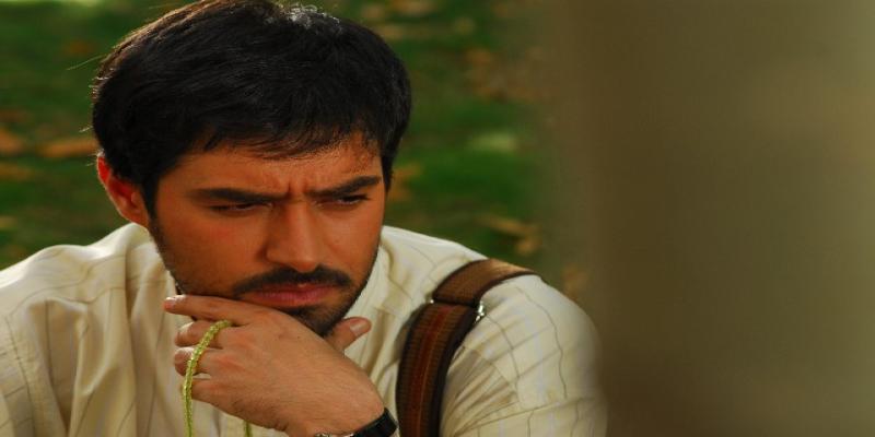 گفت و گو با «علی روئین تن» درباره ساخت فیلم «دلشکسته»/ فقط به سفارش اهل بیت و شهدا فیلم می‌سازم