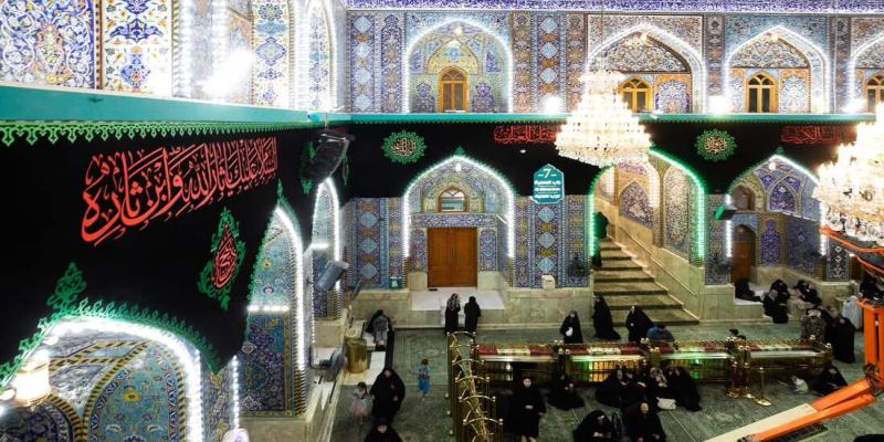 حرم امام حسین(ع) در آستانه محرم سیاه‌پوش شد